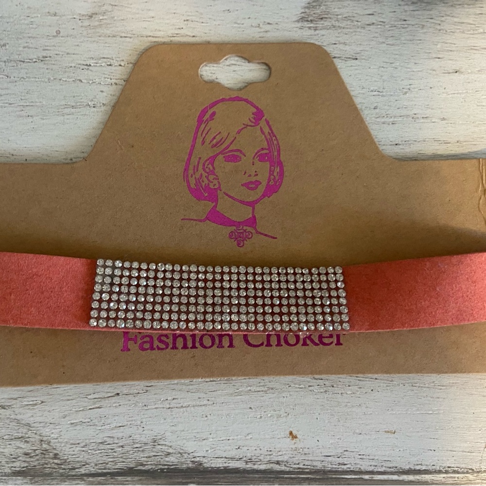Choker necklace
